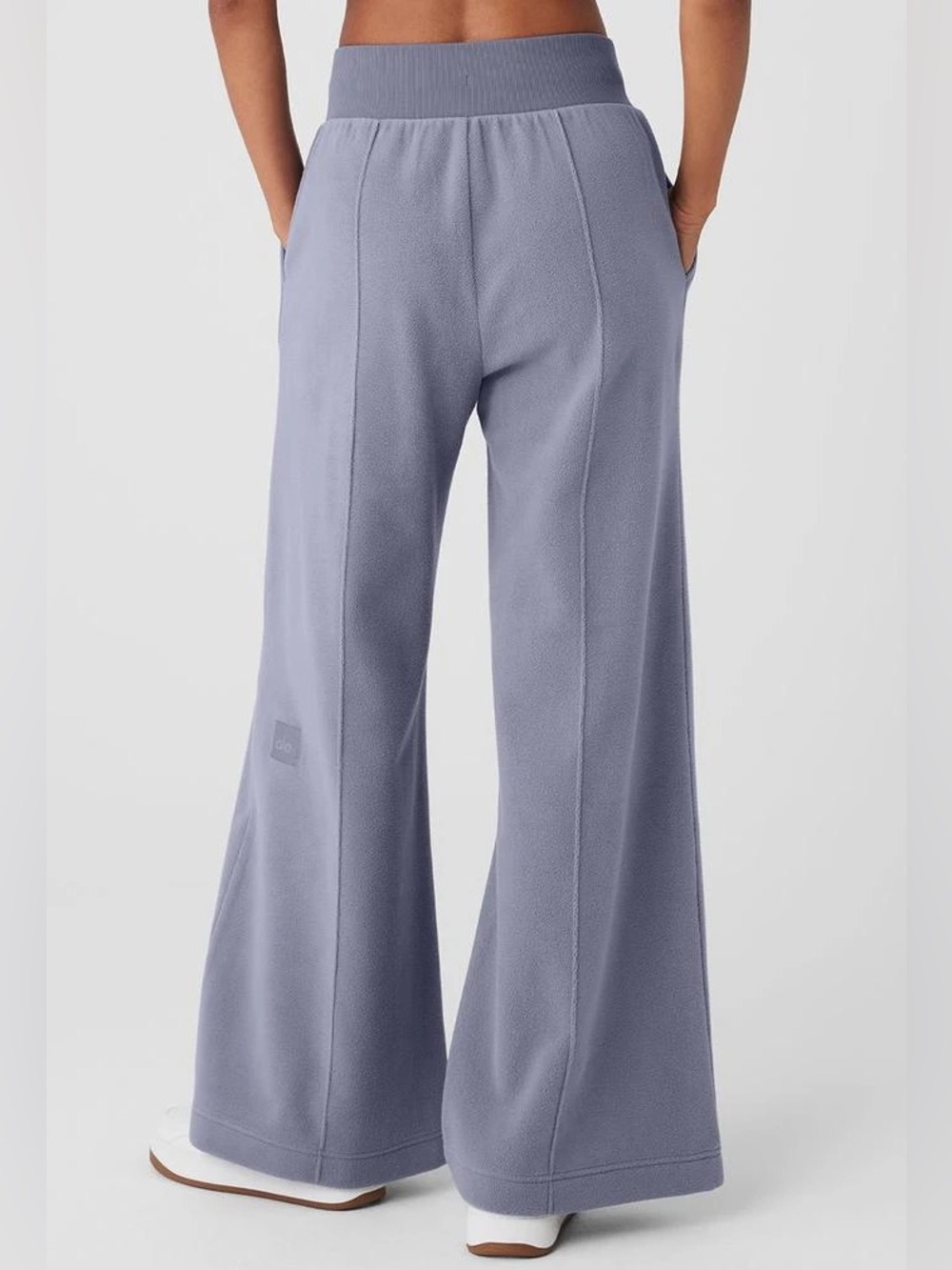 ALO Yoga Polar Fleece High-Waist Snowdrift Wide Leg in Fog - L - Picture 2 of 7